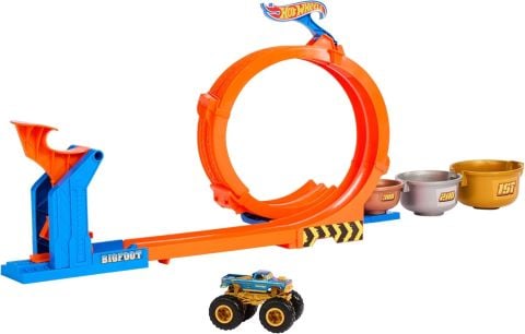 Hot Wheels Monster Trucks Döngü ve Takla Bigfoot Oyun Parkuru JBX64