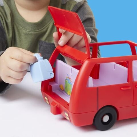 Peppa Pig Peppa Aile Arabası G0541