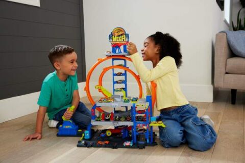 Hot Wheels City Mega Loop Garaj JBM74