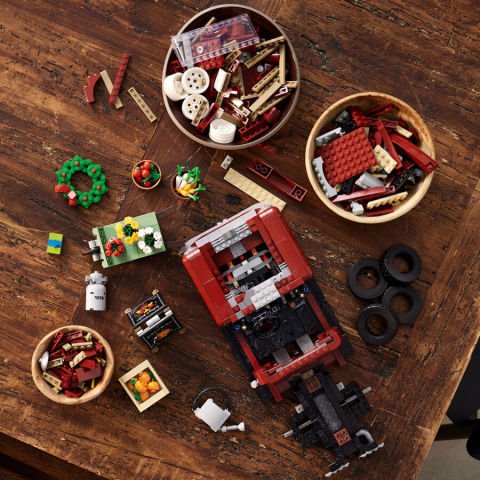 LEGO Creator Expert 10290 Pickup Truck