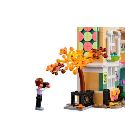 LEGO Friends Emma nın Sanat Okulu 41711