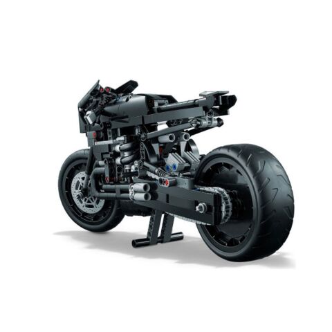 LEGO Technic Batman Batcycle 42155