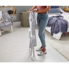 Fisher Price Katlanabilir, Müzikli ve Işıklı Soothing View Projeksiyon Beşiği GWD36