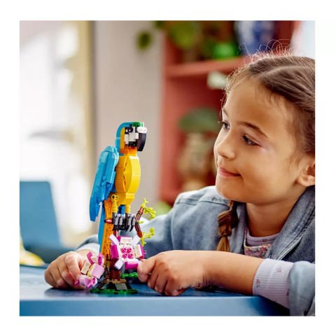 LEGO Creator Egzotik Papağan 31136