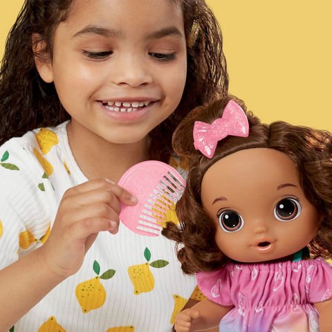 Baby Alive Bebeğimle Eğlenceli Yudumlar Esmer F7357